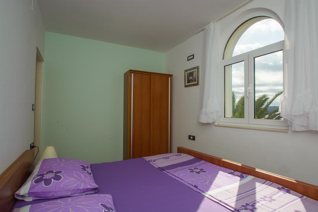 Apartments Jerkunica Rogoznica  Pokoj fotografie