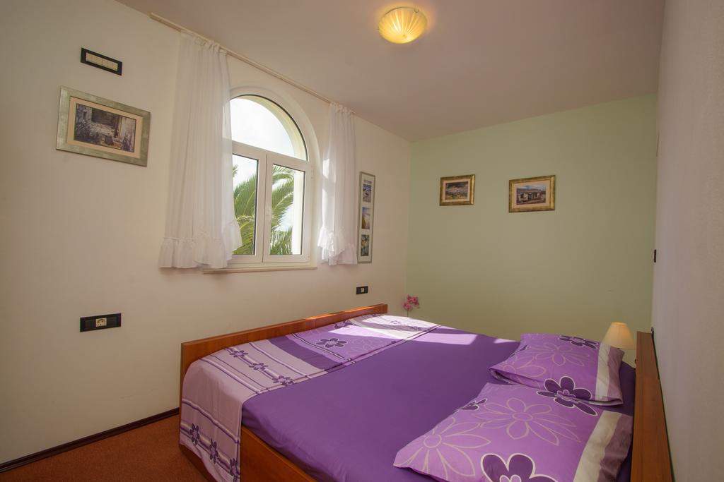 Apartments Jerkunica Rogoznica  Pokoj fotografie