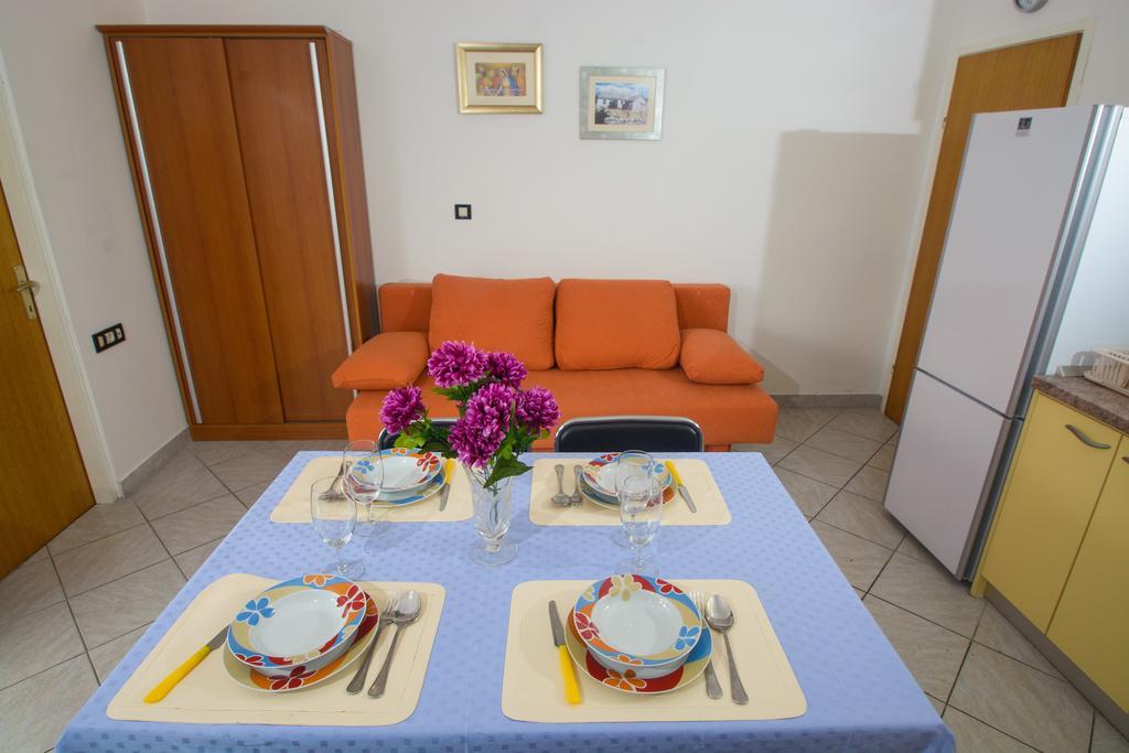 Apartments Jerkunica Rogoznica  Pokoj fotografie